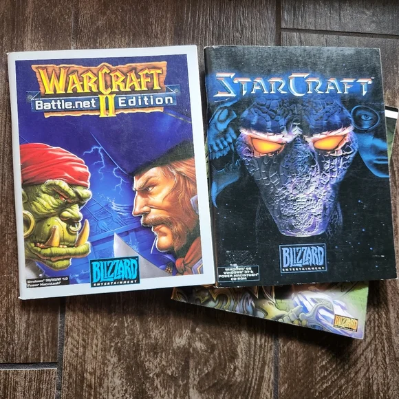 (2)WARCRAFT and STARCRAFT Guide Book